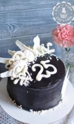 Чёрно-белый торт на 25-летие