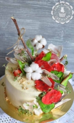 Красочный торт с грушами