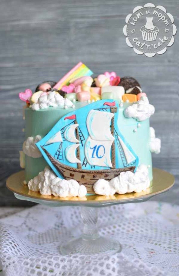 Торт с корабликом