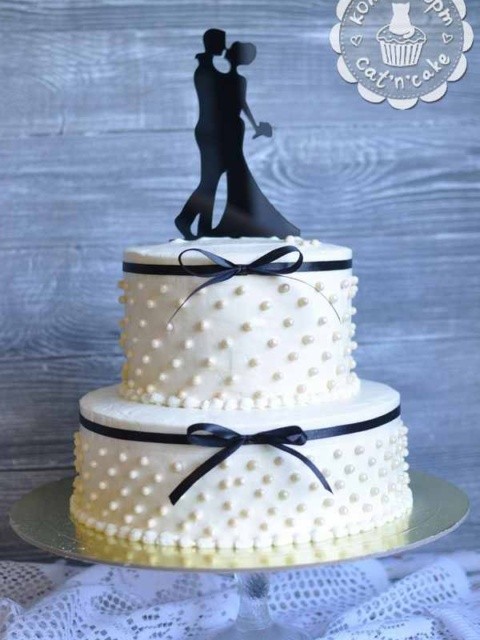 Стильный свадебный двухъярусный торт