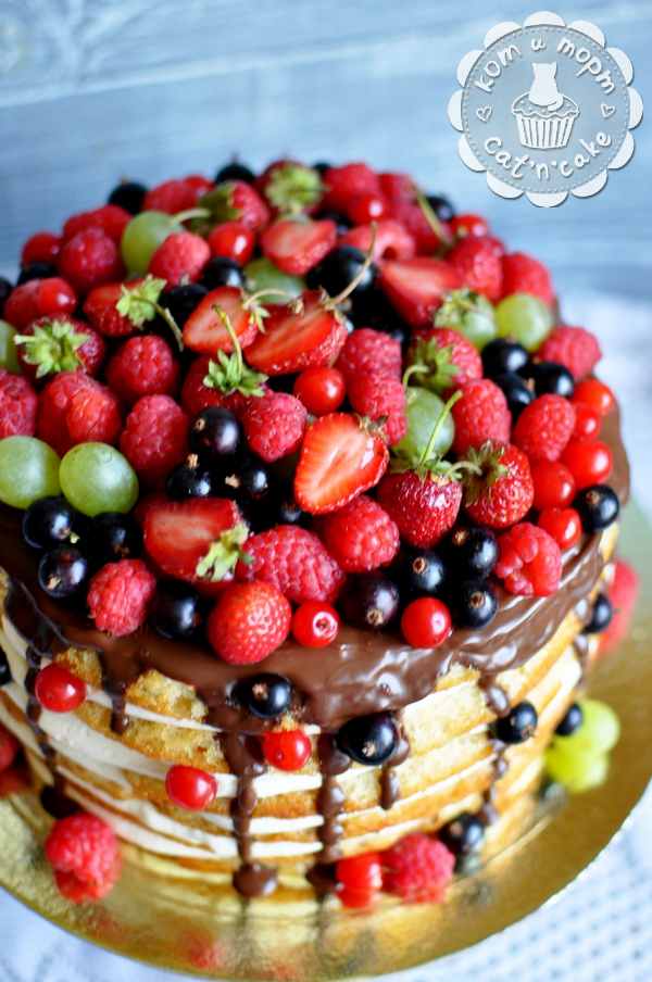 Летний торт с ягодами