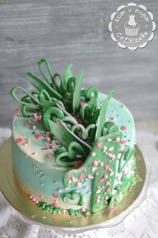 Зелёный торт с шоколадом