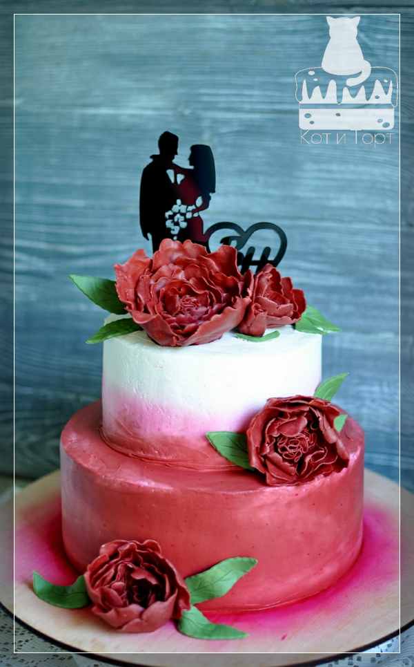 Свадебный двухъярсный торт